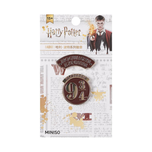 Harry Potter Hogwarts & Platform 9 3/4 Badges