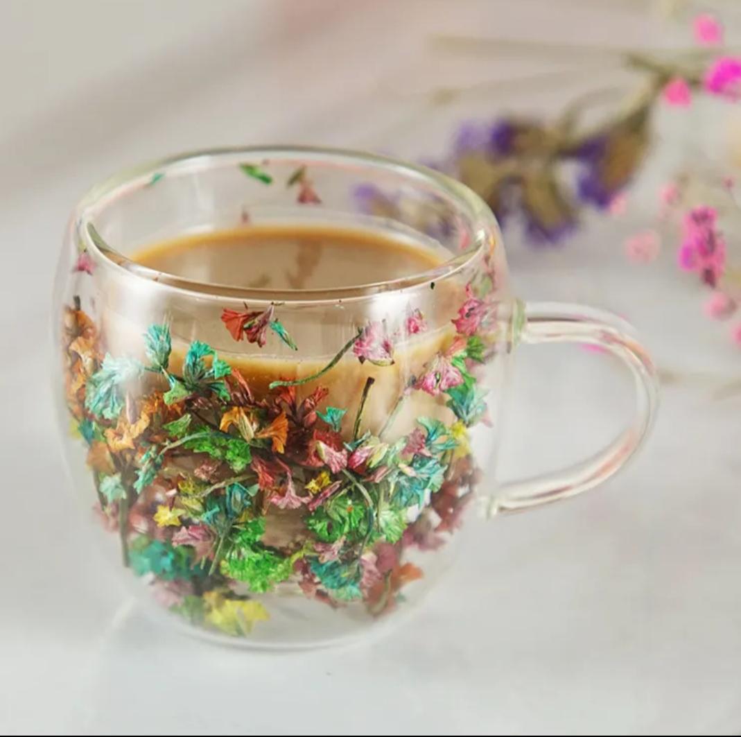 Kaiso Dried Flower Double-Walled Glass Coffee and Tea Mug