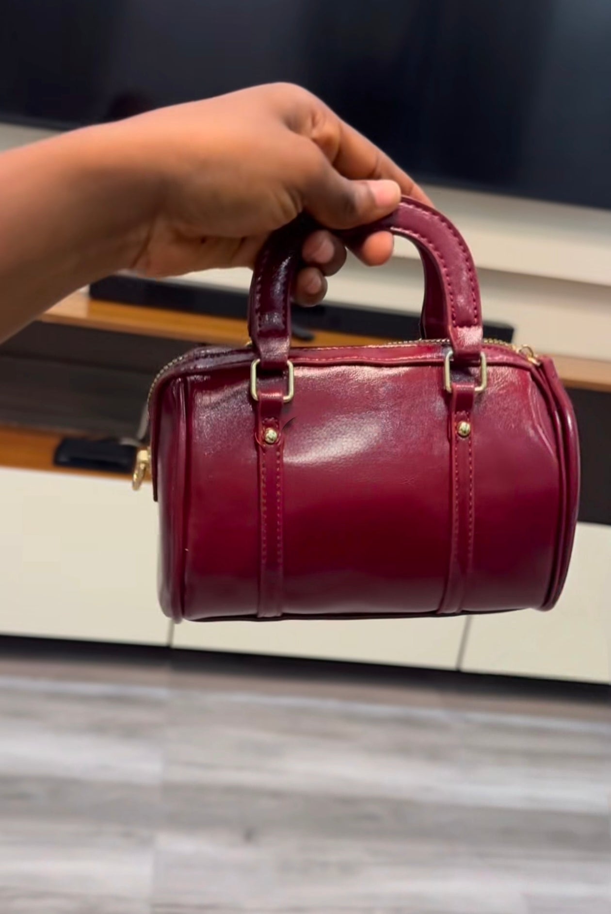 Kaiso Mini Patent Leather Boston Bag for Women – Glossy Zip Handbag, Y2K Style Shoulder Purse