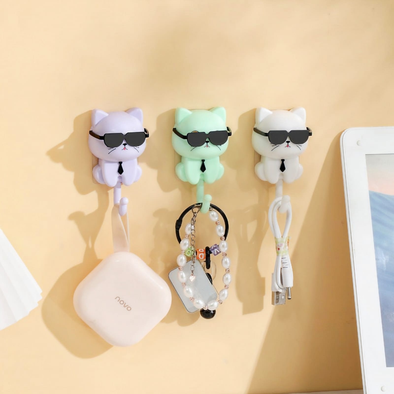 Kaiso Adorable Sunglasses Cat Wall Hook – Self-Adhesive Creative Key and Coat Holder