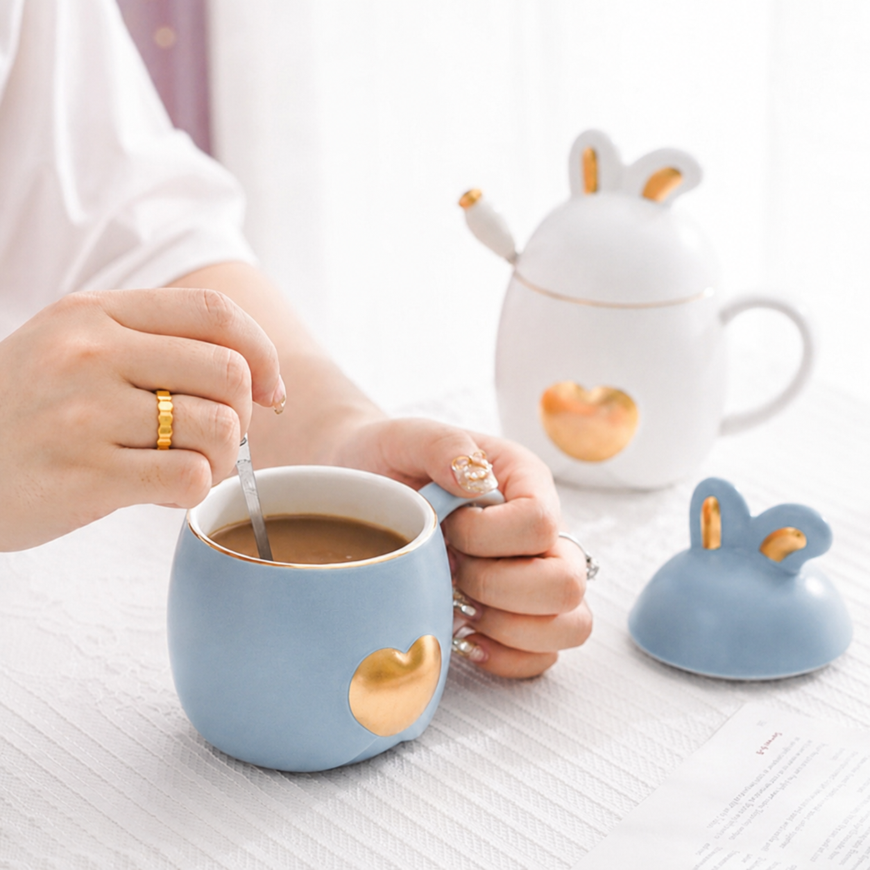 Kaiso Cute Golden Heart Bunny Ceramic Mug