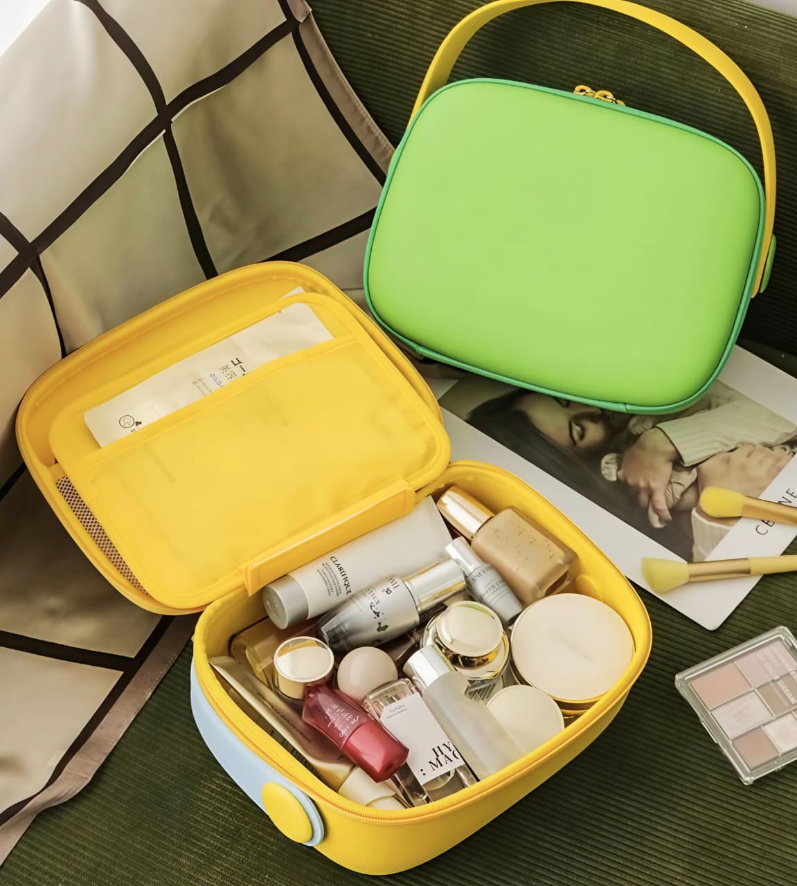 Kaiso PU Leather Portable Travel Makeup Bag & Cosmetic Organizer