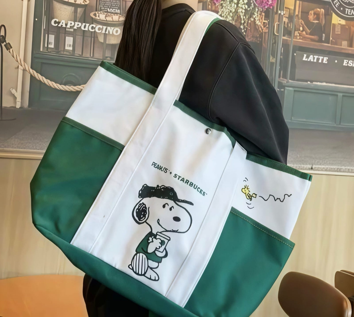 Kaiso Starbucks x Snoopy Large-Capacity Canvas Tote Bag