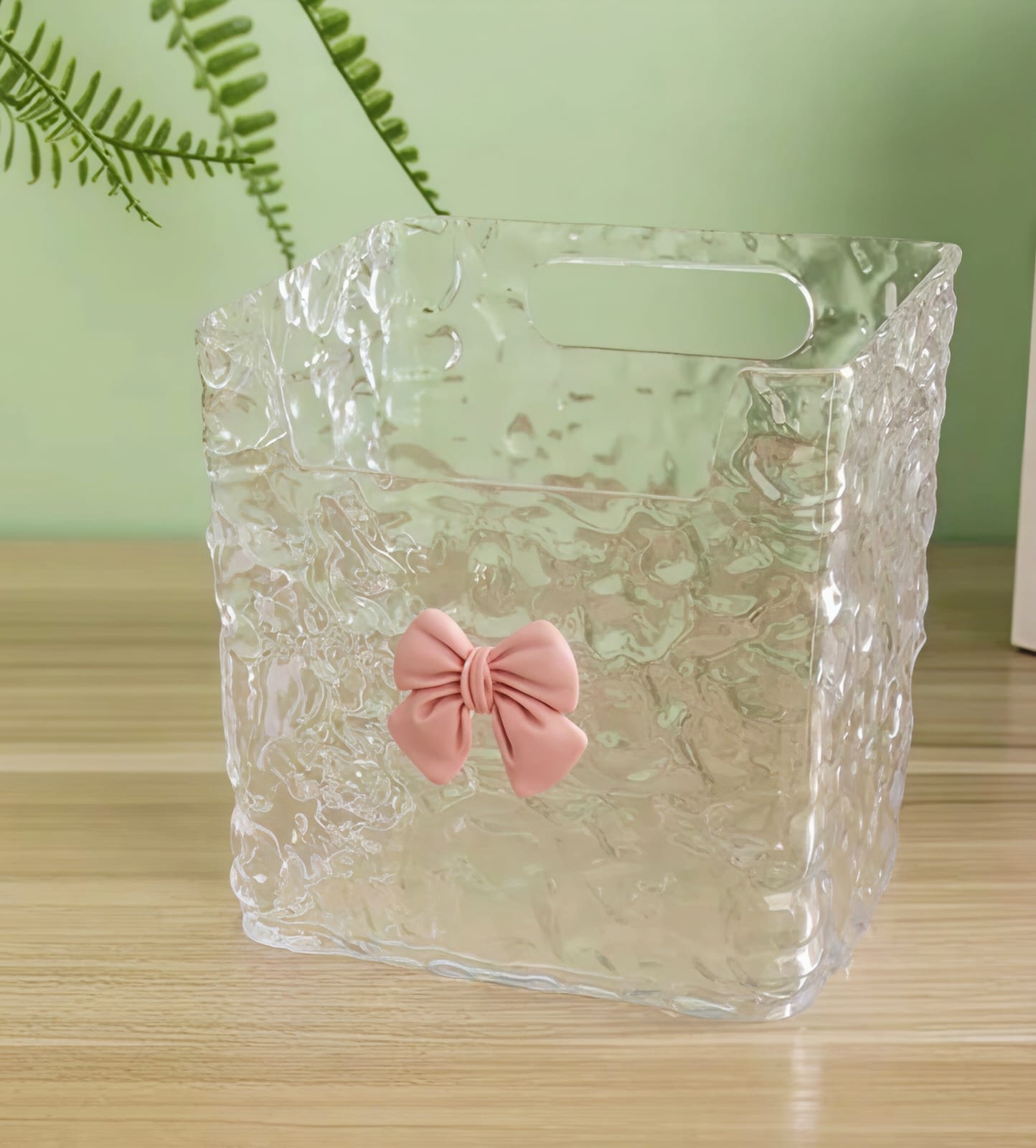 Kaiso Transparent Wall-Mounted Water Wave Storage Box